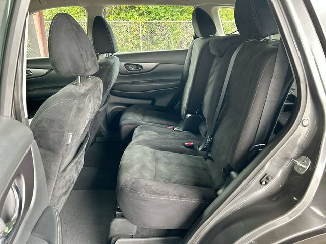 Used 2016 Nissan Rogue S AWD/4WD image 22