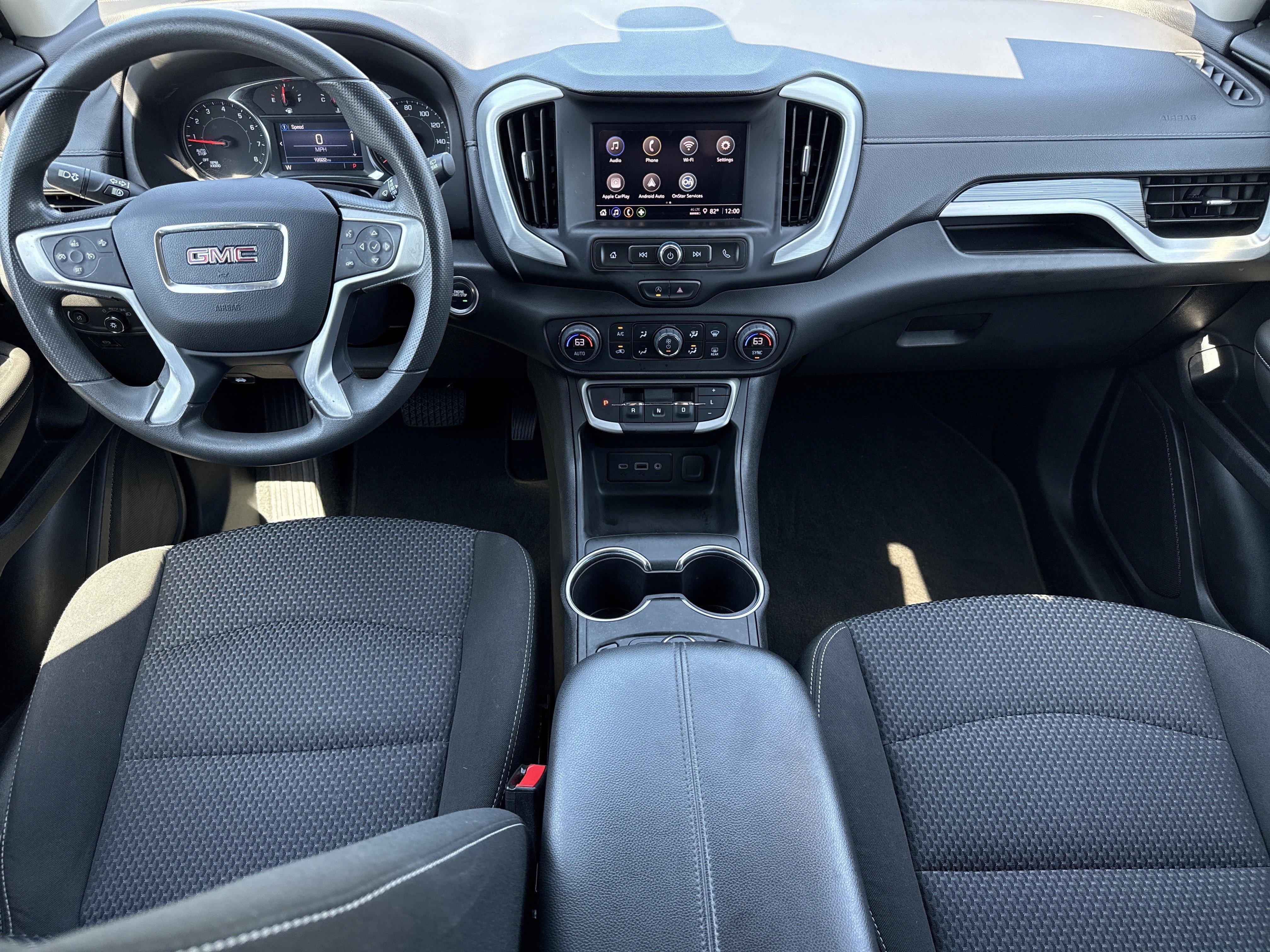 Used 2023 GMC Terrain SLE w/ Driver Convenience Package image 28