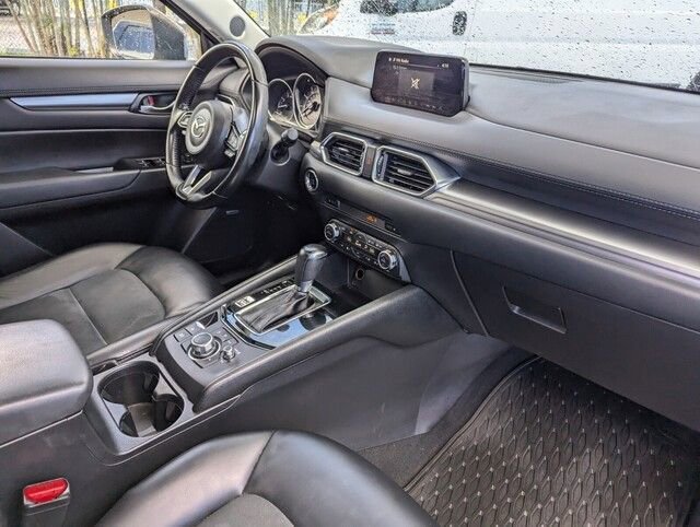 Used 2018 MAZDA CX-5 Touring w/ Preferred Equipment Package image 32