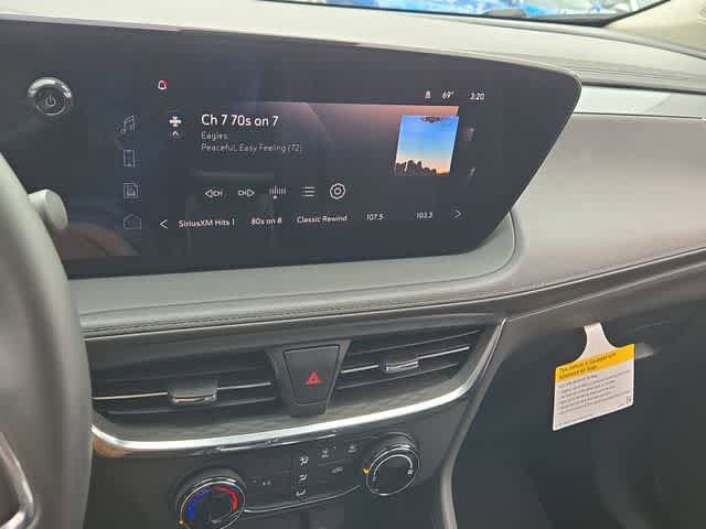 Used 2024 Buick Encore GX Preferred FWD image 26
