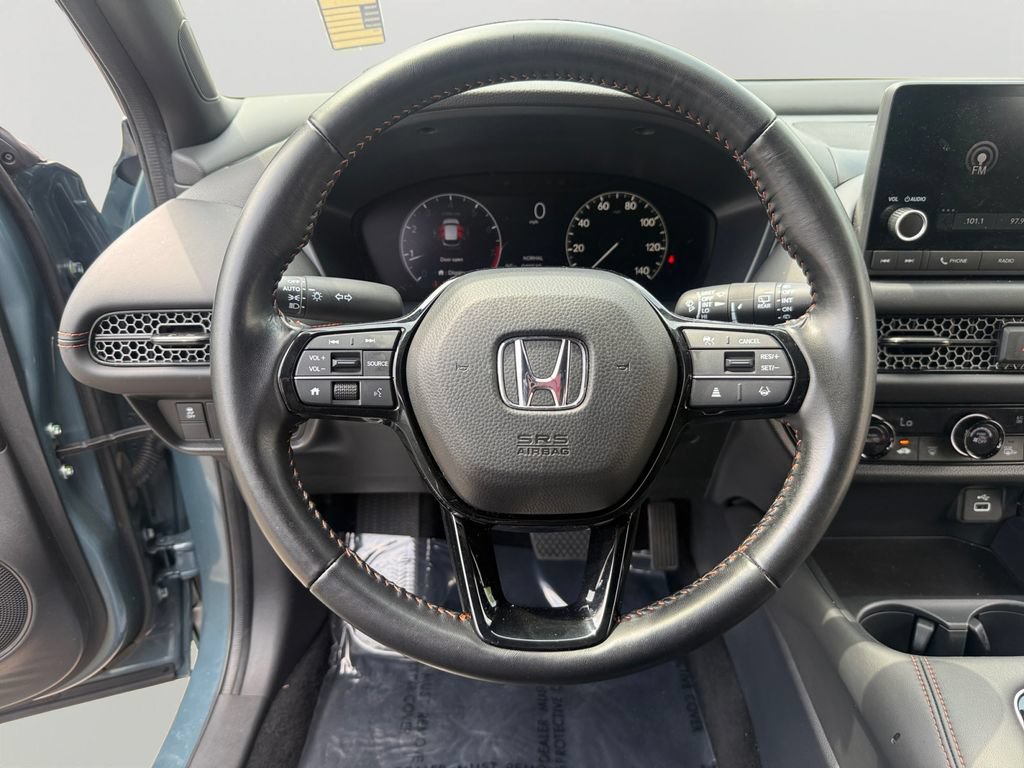 Certified 2025 Honda HR-V Sport image 12