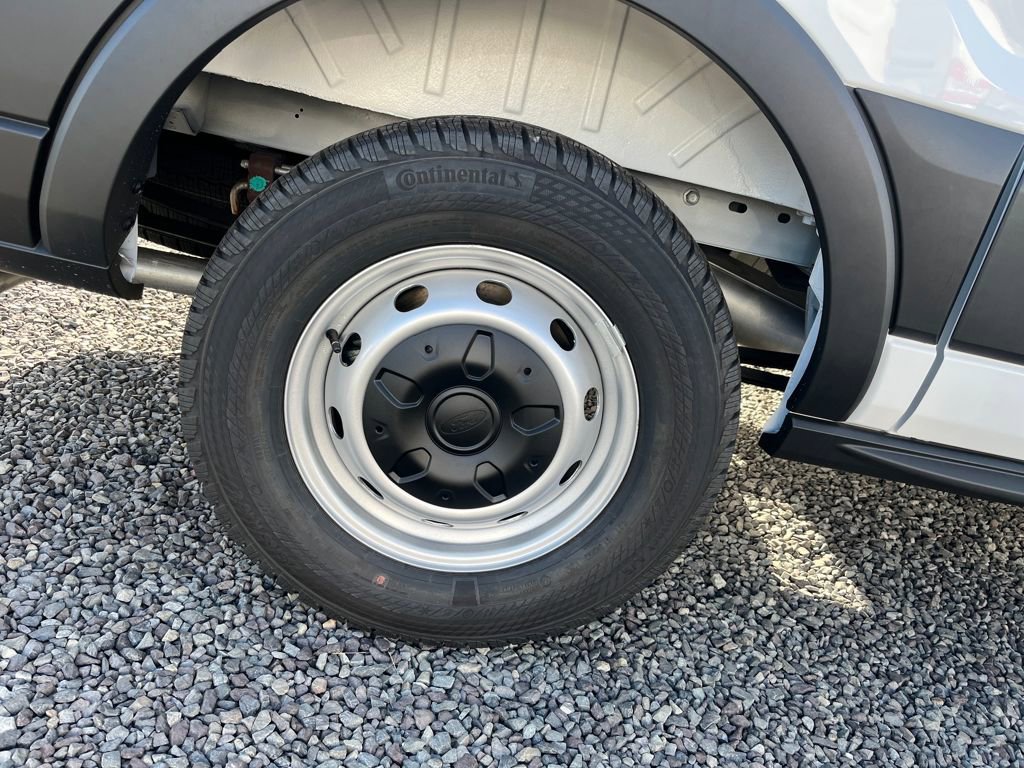 New 2025 Ford Transit 150 Low Roof image 18