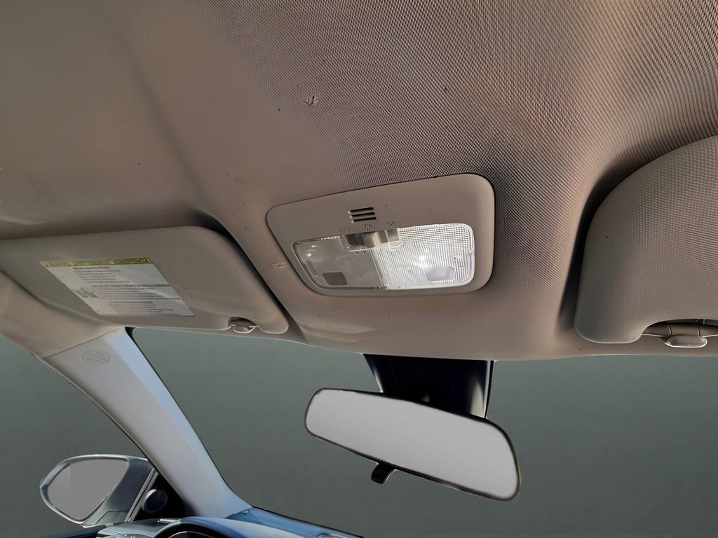 Used 2017 Toyota Corolla SE image 26