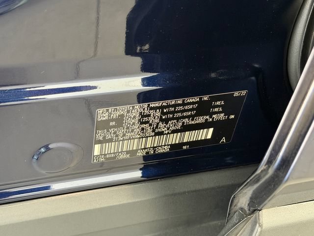 Used 2022 Toyota RAV4 XLE w/ Convenience Package FWD image 16