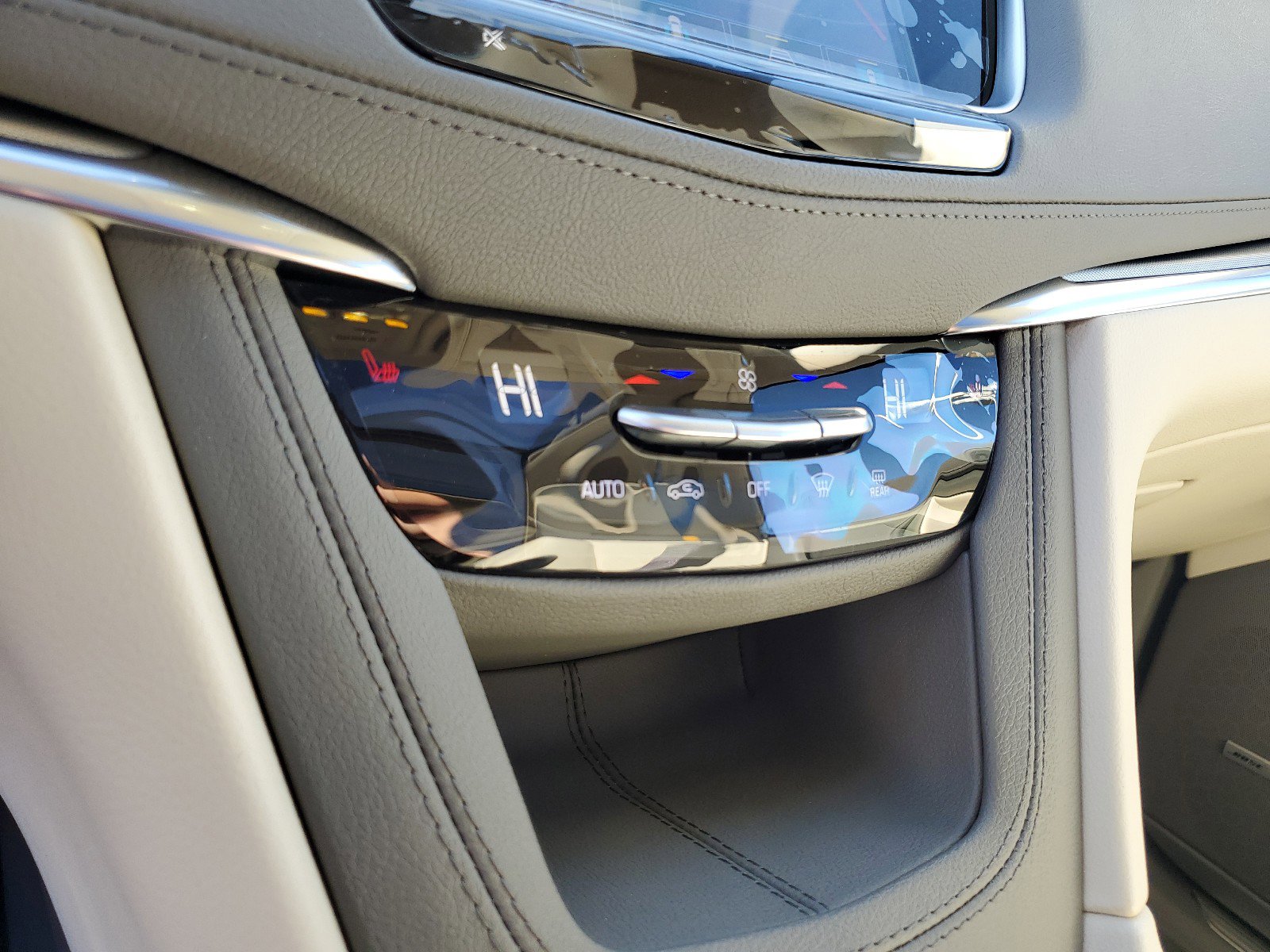 New 2025 Cadillac XT5 Premium Luxury w/ Technology Package image 28
