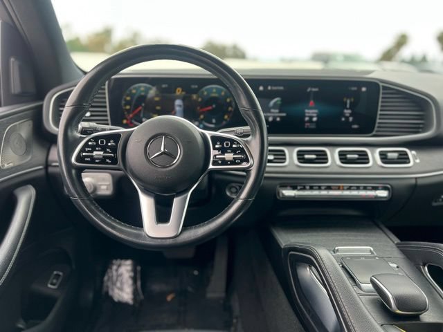 Used 2022 Mercedes-Benz GLE 350 4MATIC w/ Premium Package image 11