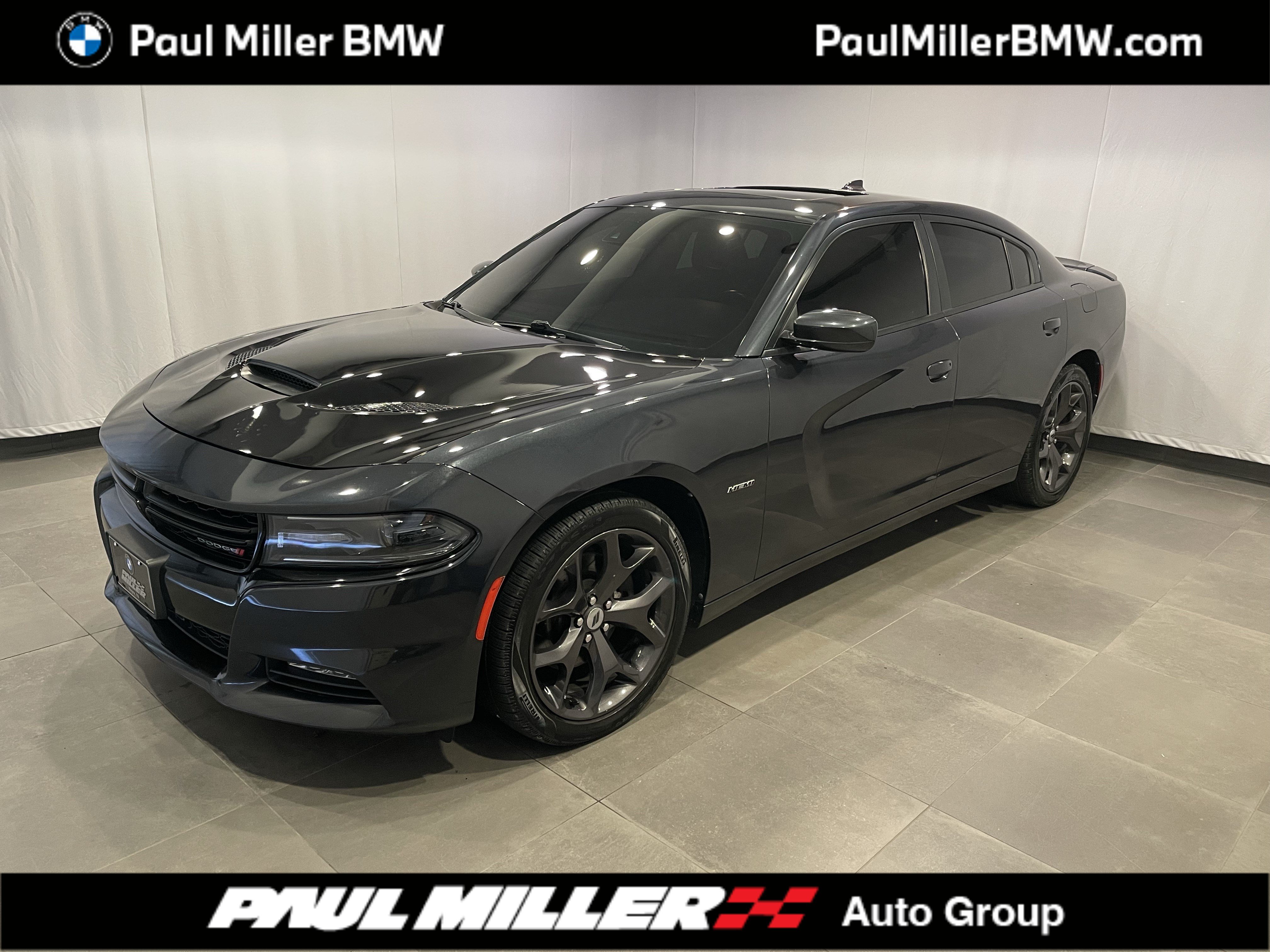 Used 2017 Dodge Charger R/T w/ Premium Group RWD image 1