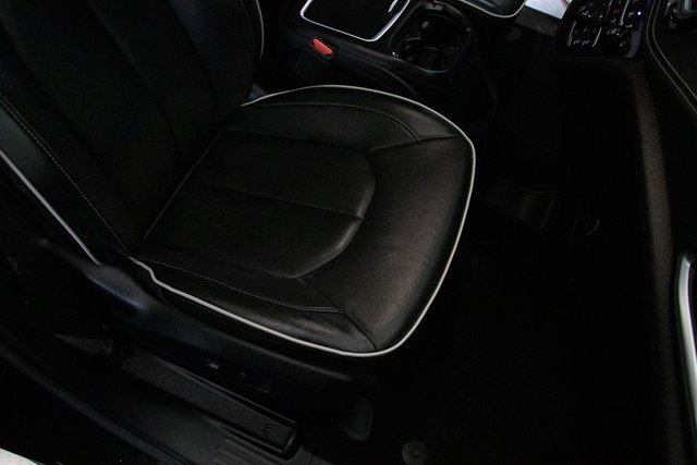 Used 2019 Chrysler Pacifica Limited w/ Advanced Safetytec Group image 16