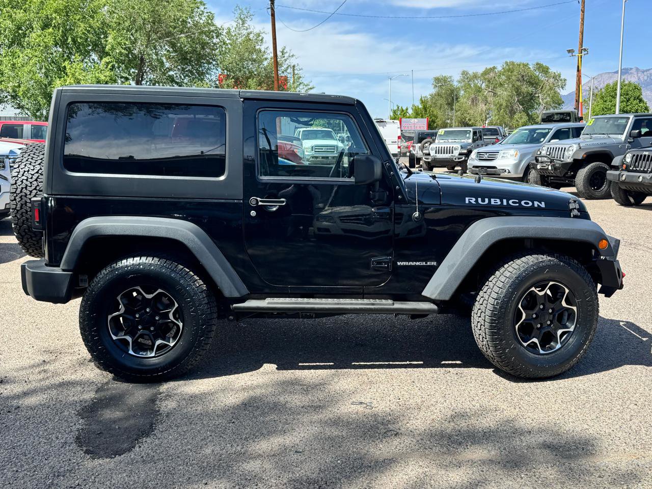 Used 2013 Jeep Wrangler Rubicon w/ PWR Convenience Group AWD/4WD image 8
