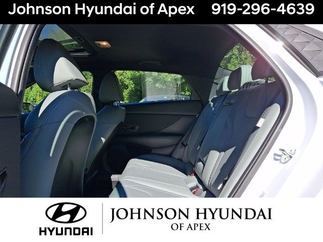 Certified 2024 Hyundai Elantra Limited FWD image 23