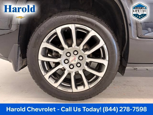 Used 2022 GMC Acadia Denali w/ GMC Pro Grade Package AWD/4WD image 7