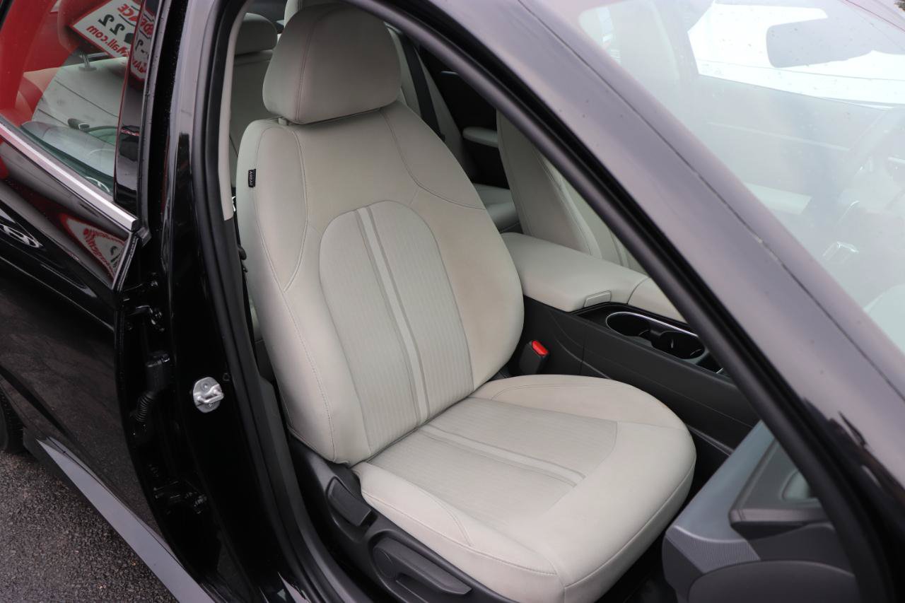 Used 2025 Hyundai Sonata SEL FWD image 14