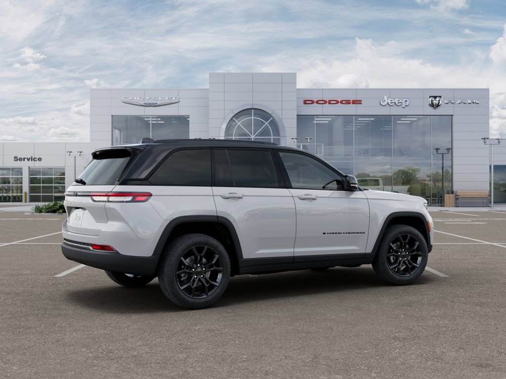 New 2025 Jeep Grand Cherokee Limited image 4