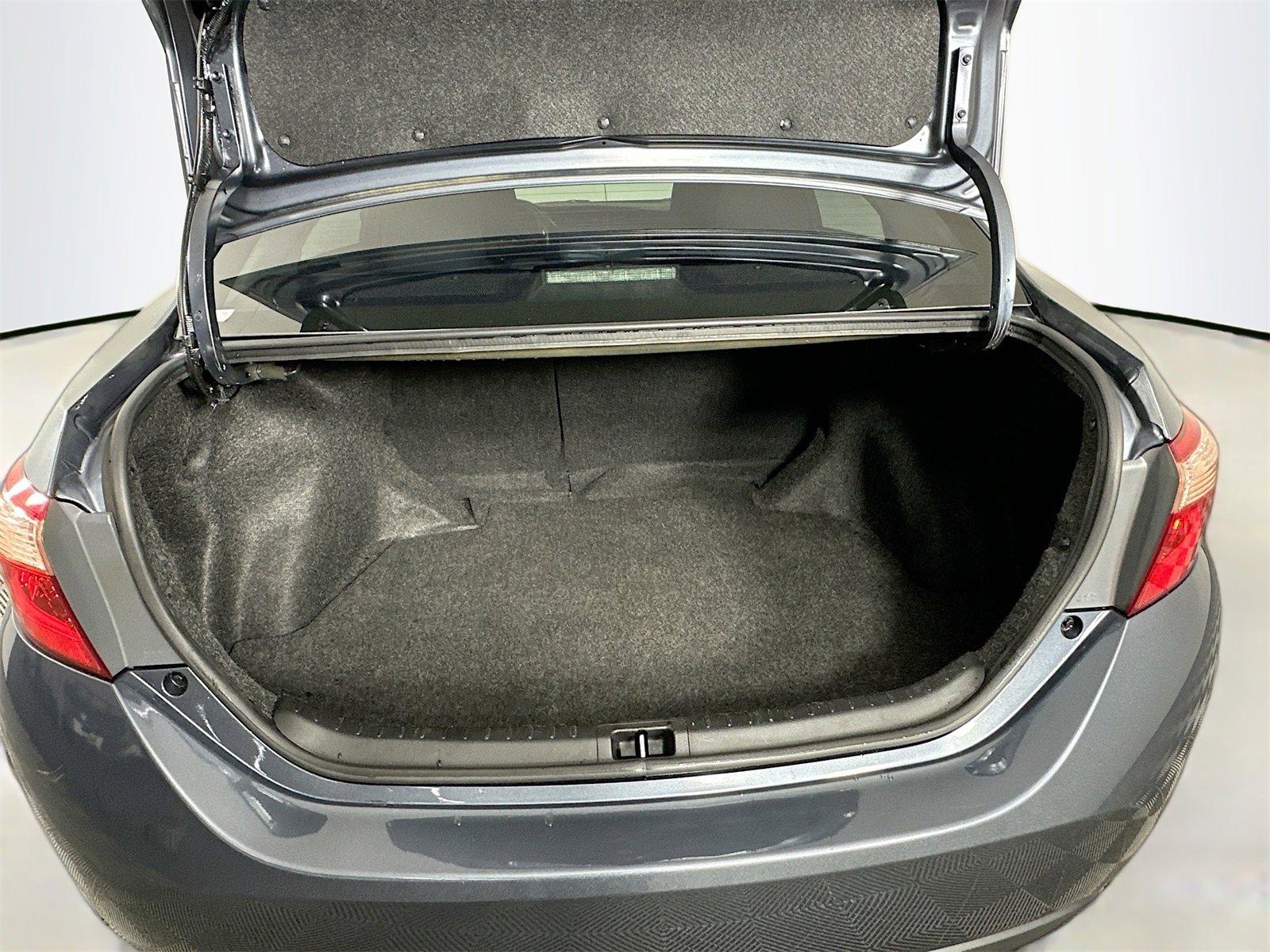 Certified 2019 Toyota Corolla LE image 23