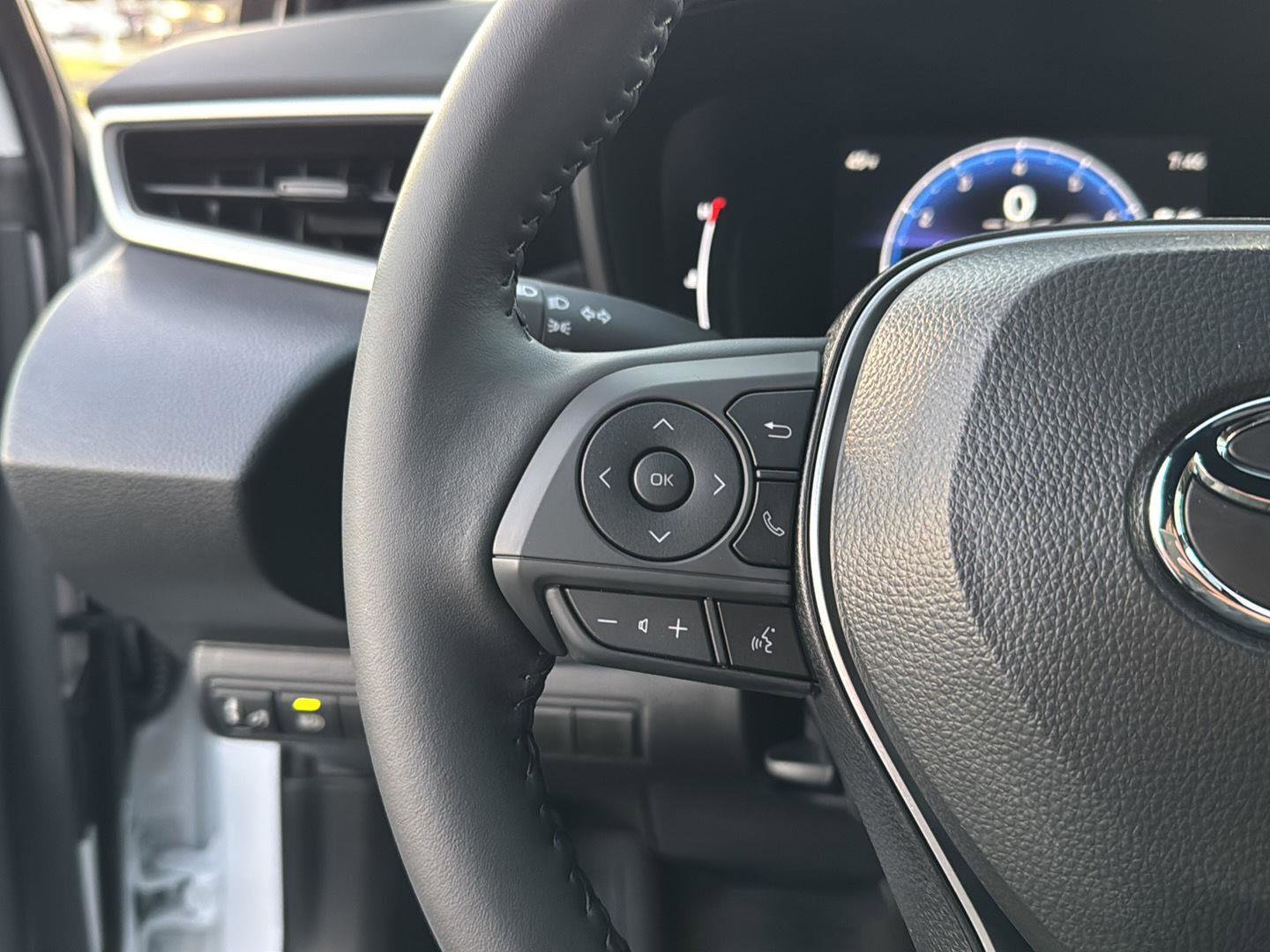 New 2026 Toyota Corolla SE image 18