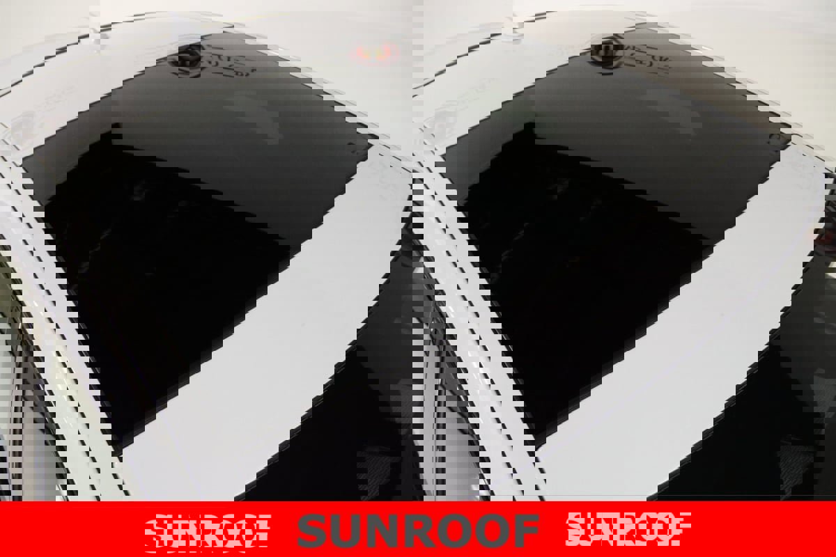 Used 2021 Jaguar XF R-Dynamic SE image 14