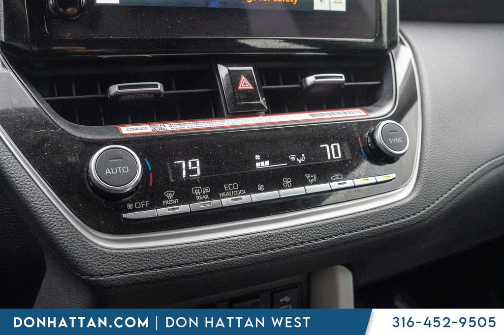 Used 2025 Toyota Corolla Cross XLE AWD/4WD image 8