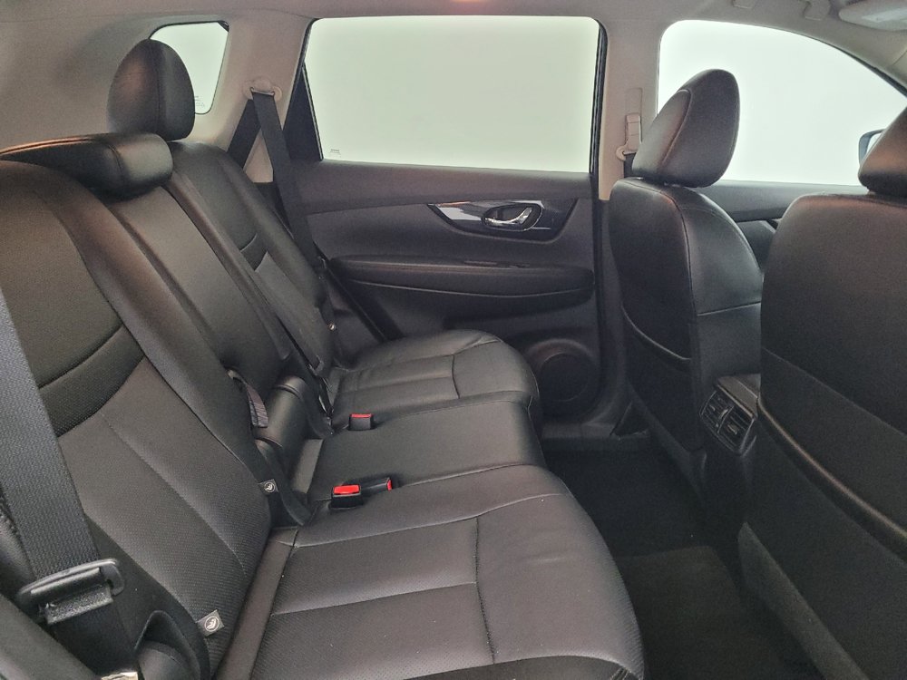 Used 2017 Nissan Rogue SL w/ SL Premium Package AWD/4WD image 19