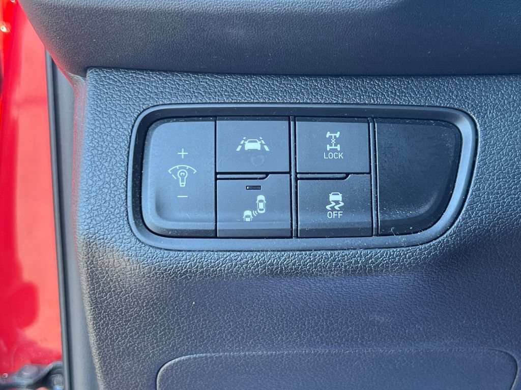 Used 2019 Hyundai Santa Fe SE AWD/4WD image 19