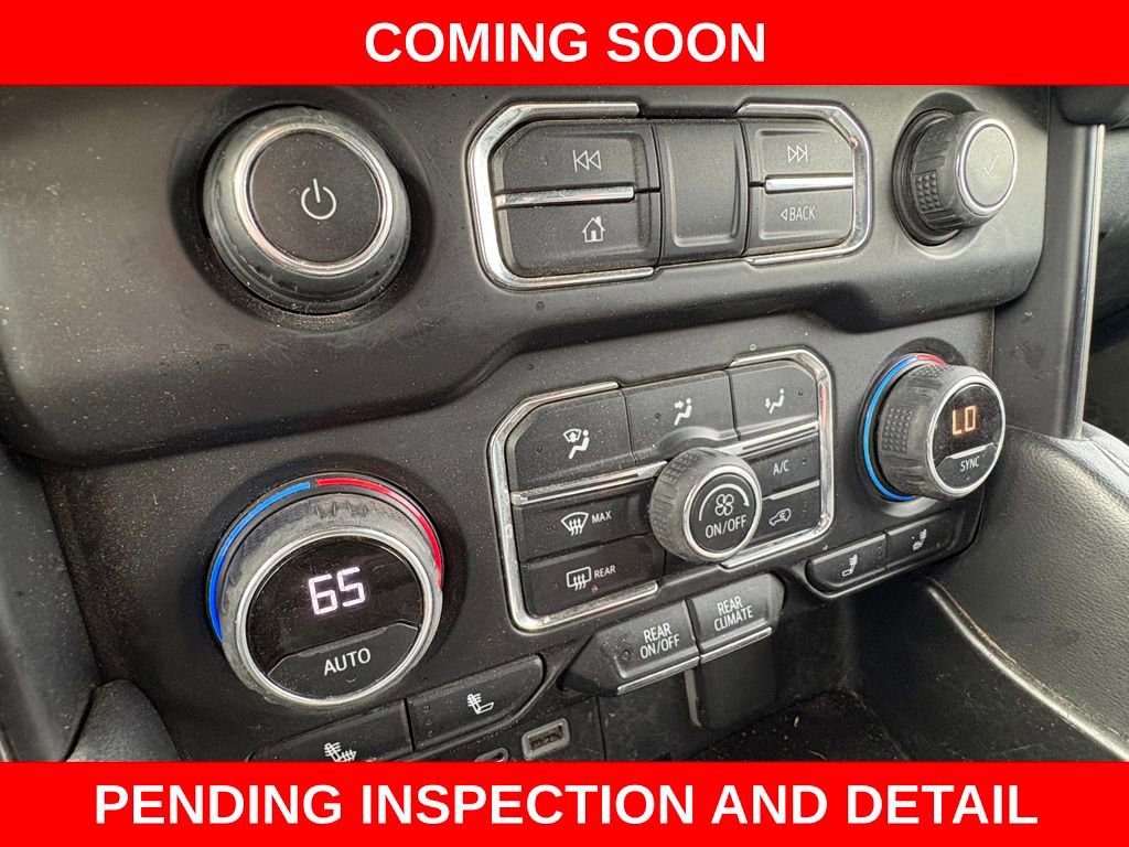 Used 2022 Chevrolet Suburban LT image 27