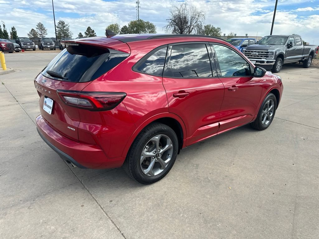 Used 2023 Ford Escape ST-Line AWD/4WD image 35