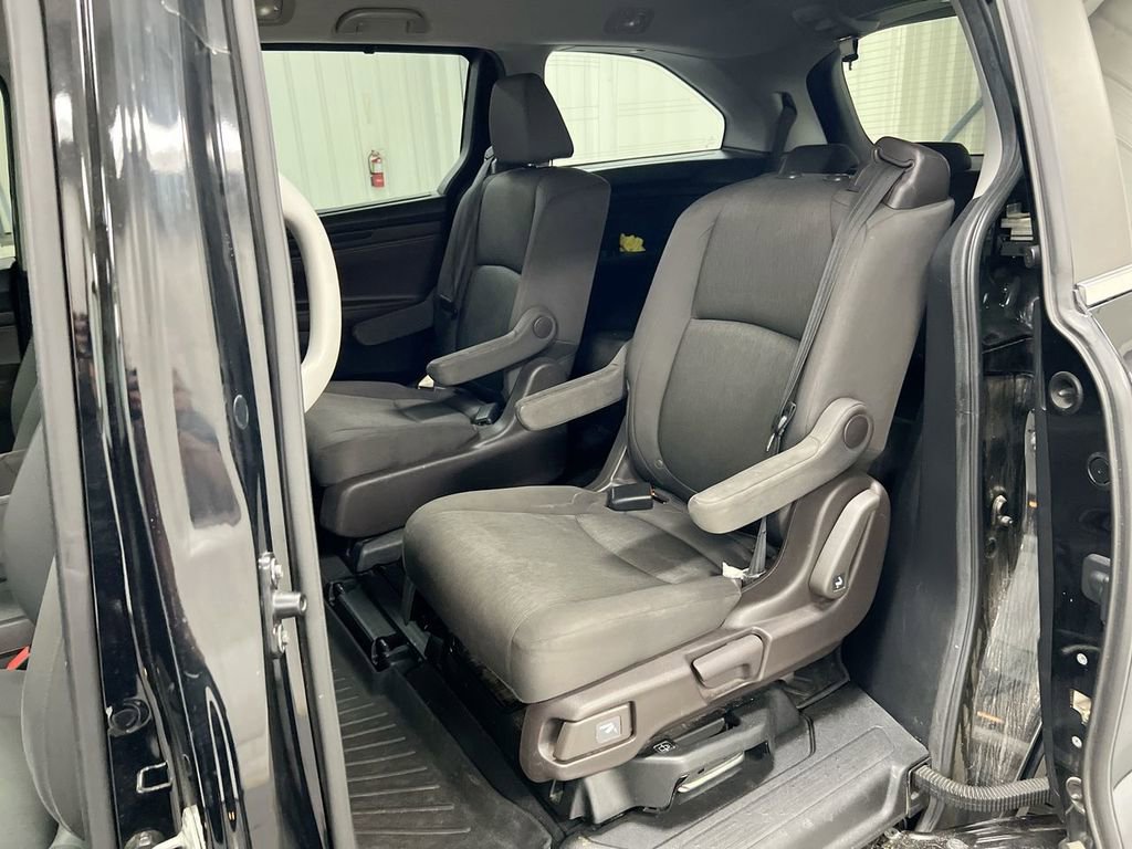 Used 2018 Honda Odyssey EX image 22
