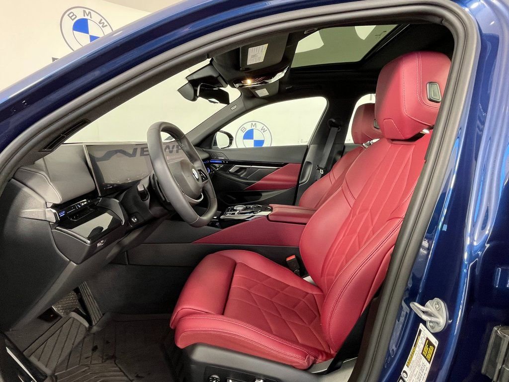 Certified 2025 BMW 530i xDrive 530i xDrive image 21