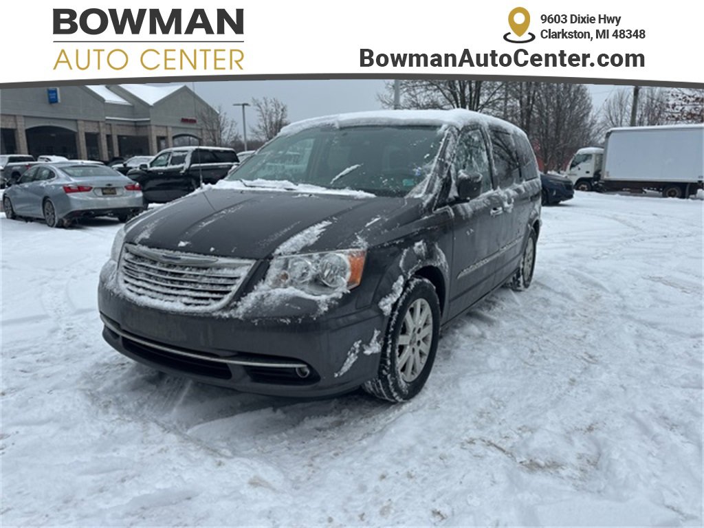 Used 2015 Chrysler Town & Country Touring w/ Driver Convenience Group video 1