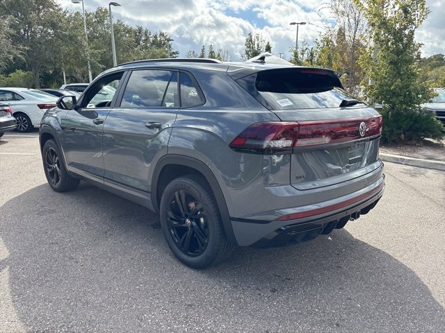 New 2026 Volkswagen Atlas Cross Sport SEL R-Line image 5