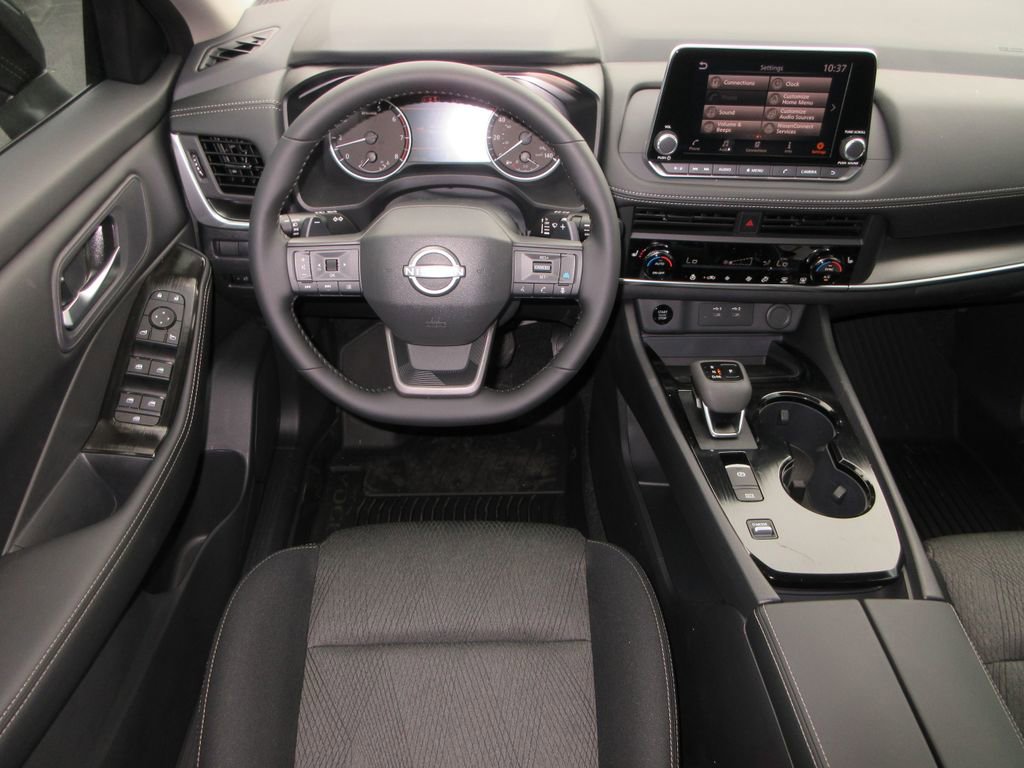 New 2026 Nissan Rogue SV w/ Cold Weather Package FWD image 11