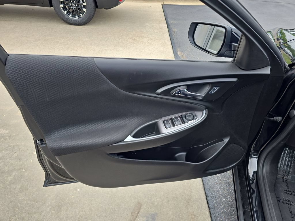 Certified 2025 Chevrolet Malibu LT FWD image 26