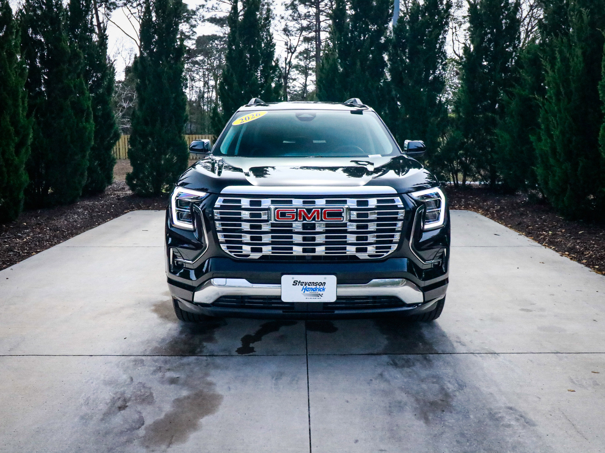 Used 2026 GMC Terrain Denali image 3