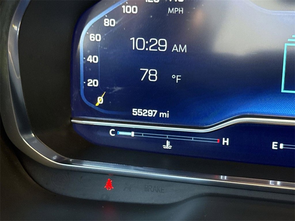 Used 2024 Chevrolet Suburban LT image 11