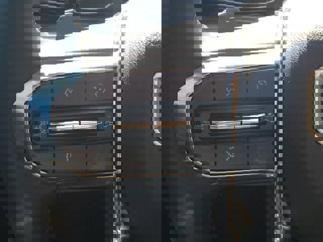 Used 2025 GMC Terrain Elevation image 23