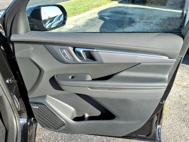 New 2026 Buick Enclave Sport Touring w/ Power Package image 28