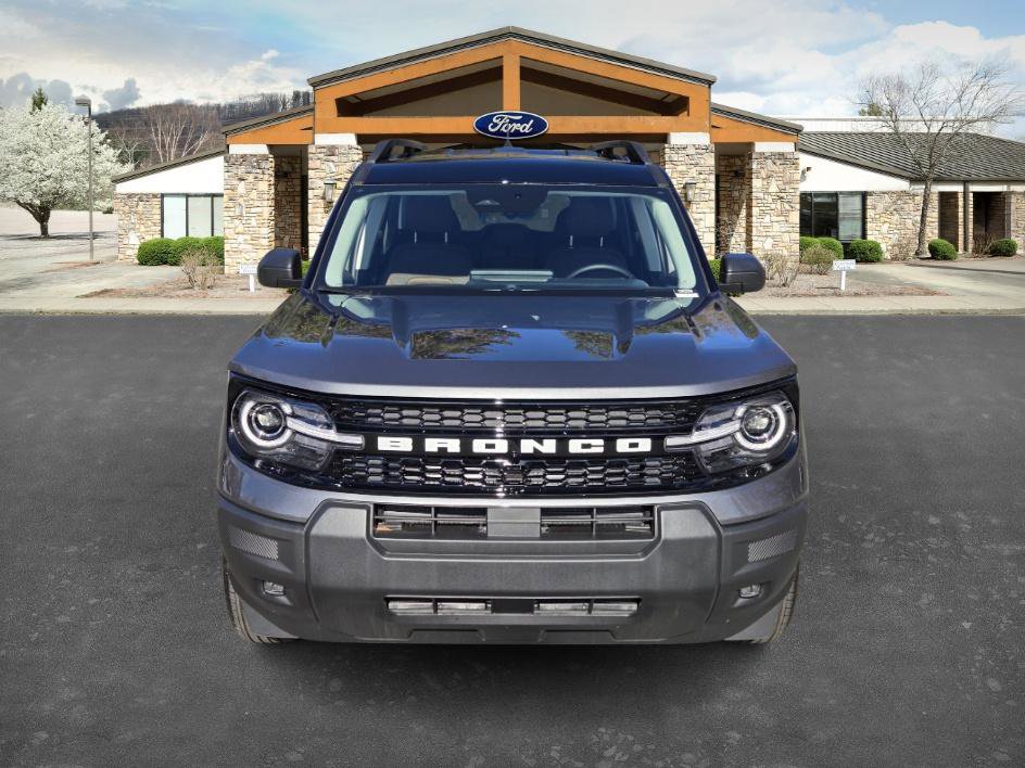 New 2025 Ford Bronco Sport Outer Banks image 2
