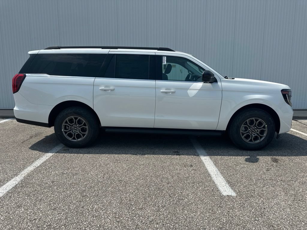 New 2027 Ford Expedition Max Active AWD/4WD image 9