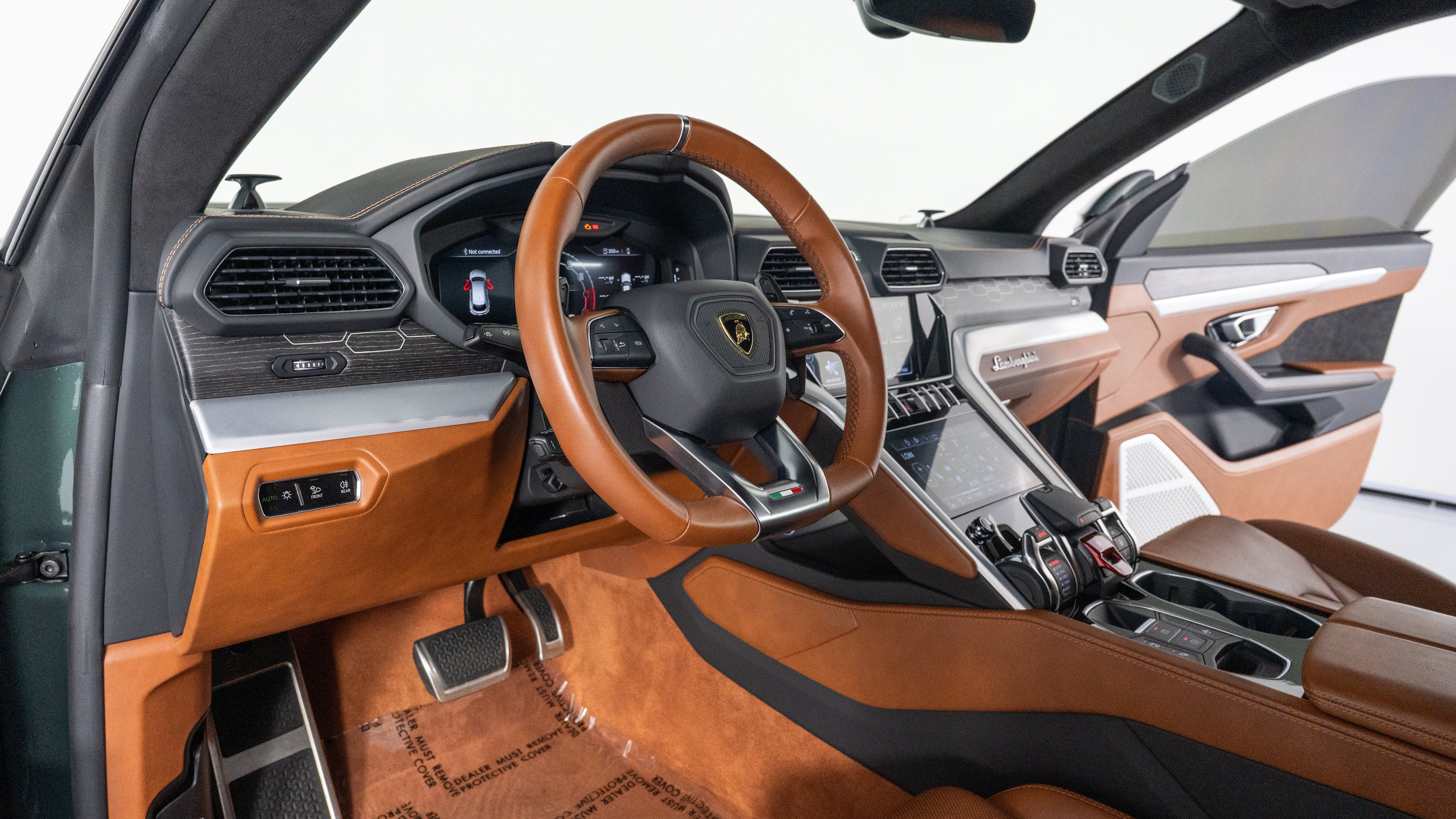 Used 2024 Lamborghini Urus S AWD/4WD image 19