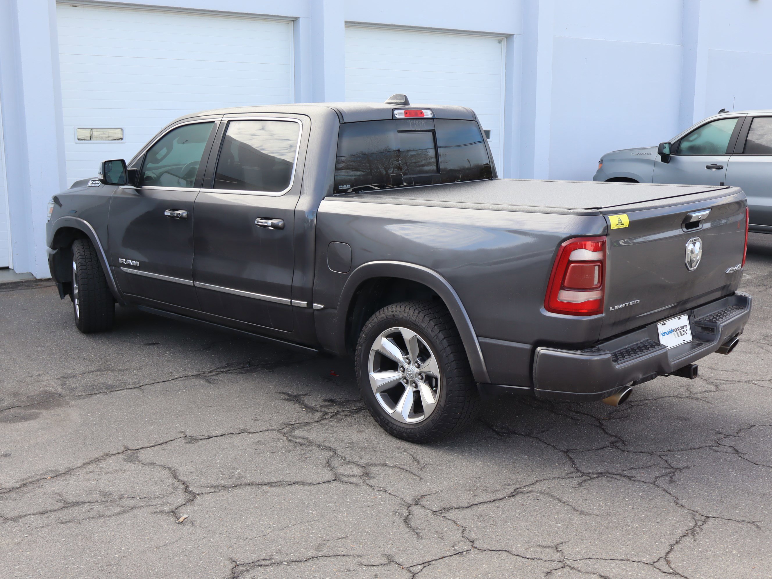 Used 2020 RAM 1500 Limited w/ Body Color Bumper Group image 8