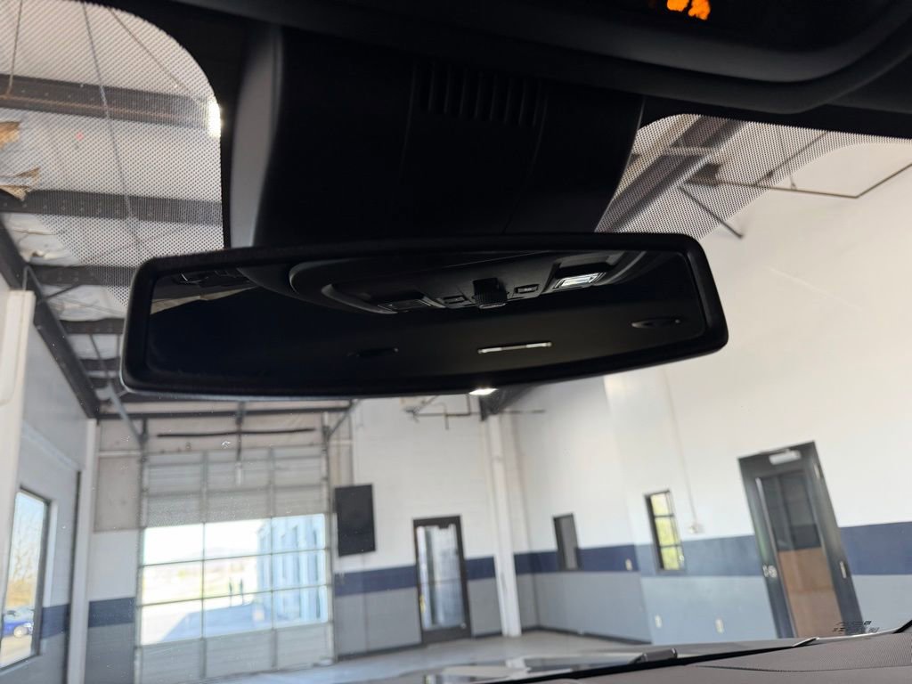 Used 2023 GMC Yukon Denali image 29