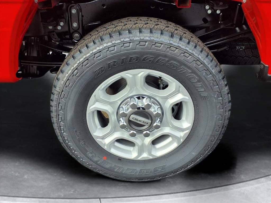 New 2026 Ford F250 XLT w/ FX4 Off-Road Package image 15