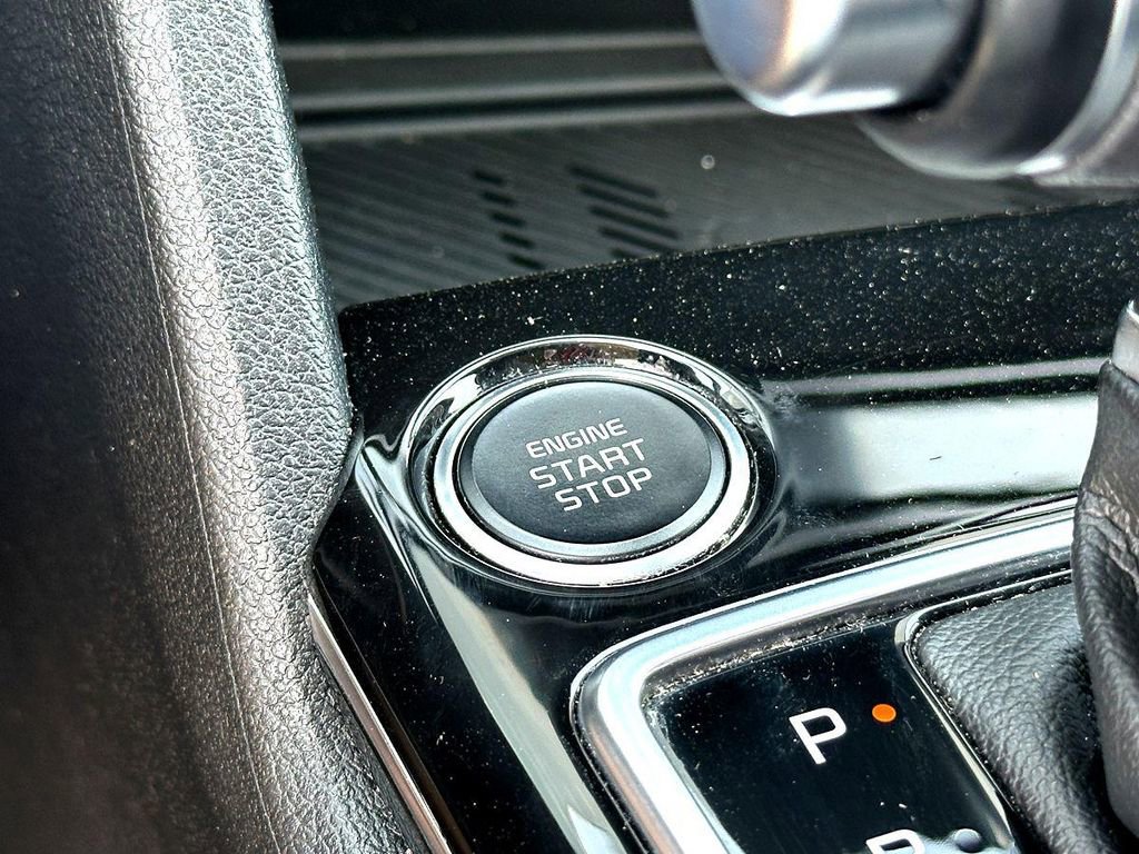 Used 2023 Kia Sportage EX image 17