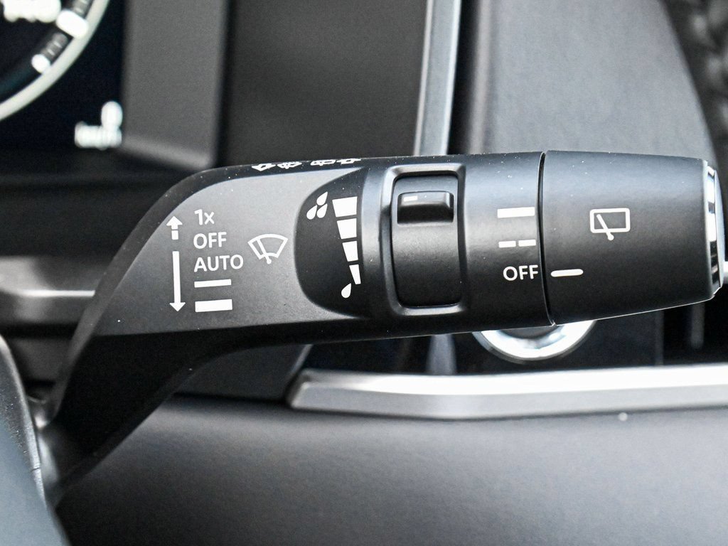 New 2024 Mitsubishi Outlander SE AWD/4WD image 32