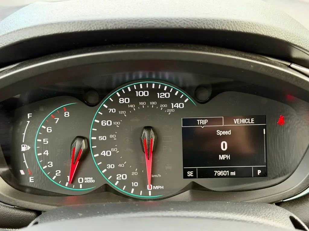 Used 2018 Chevrolet Trax LT w/ LT Convenience Package image 19