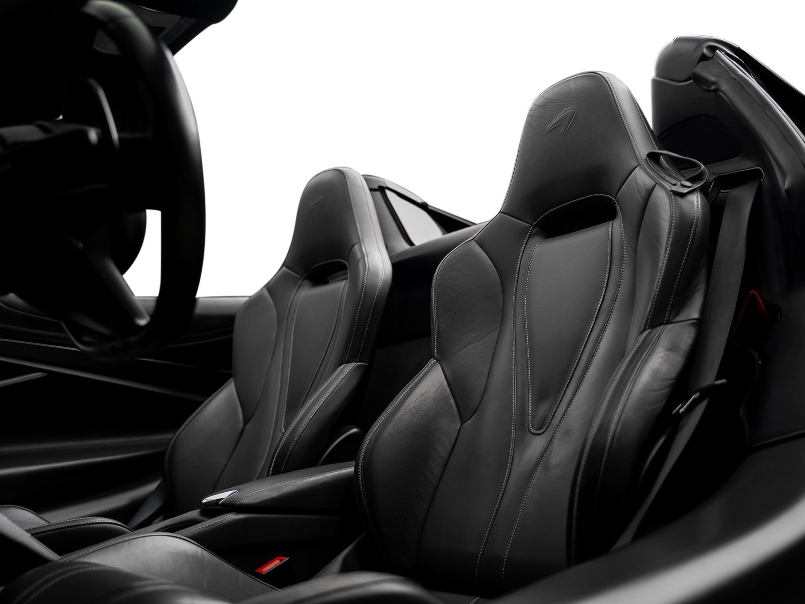 Used 2020 McLaren 720S Spider RWD image 35