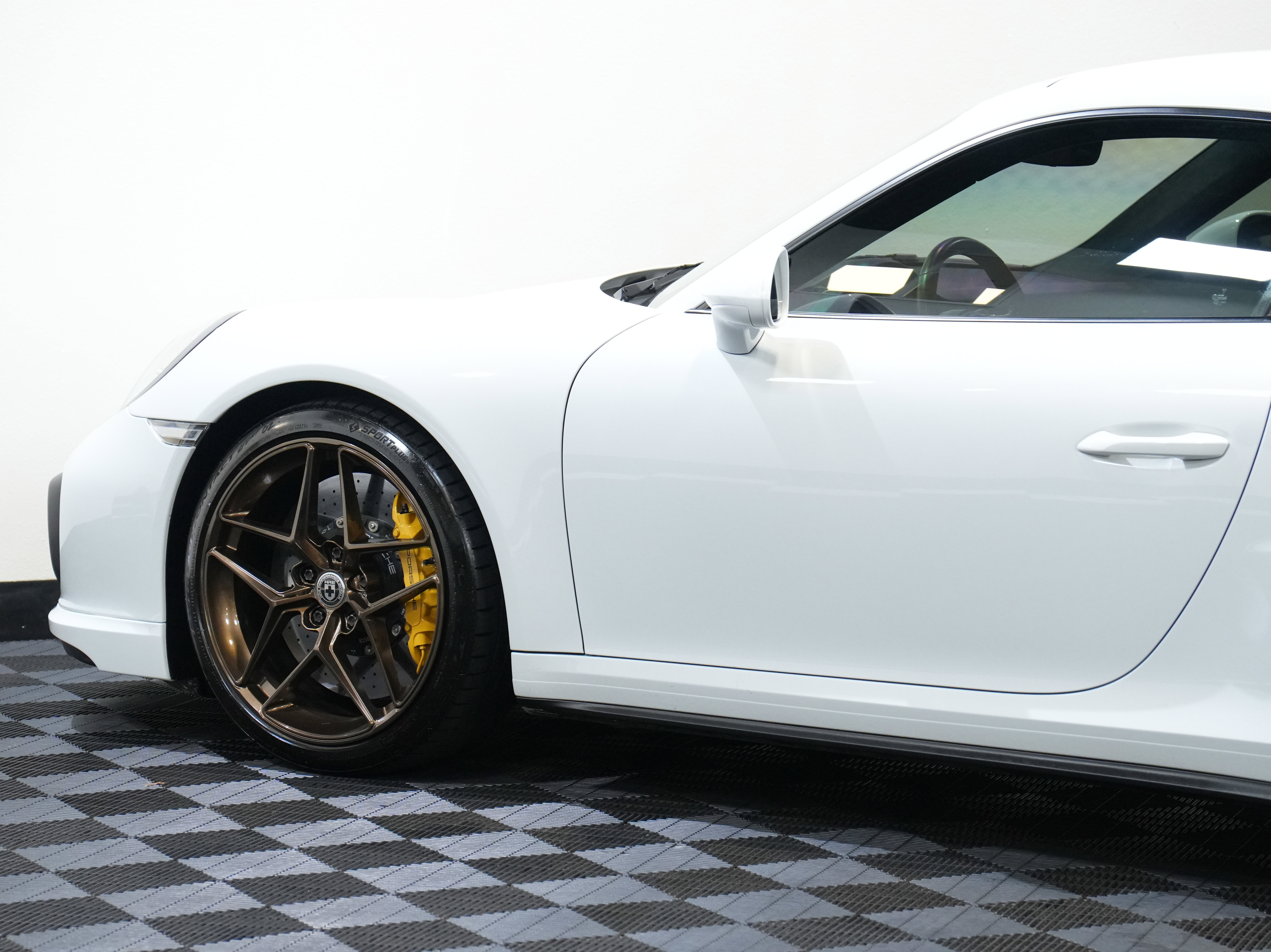 Used 2018 Porsche 911 Turbo S image 20