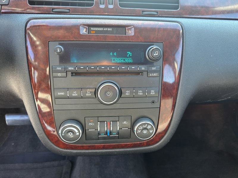 Used 2008 Chevrolet Impala LT FWD image 9