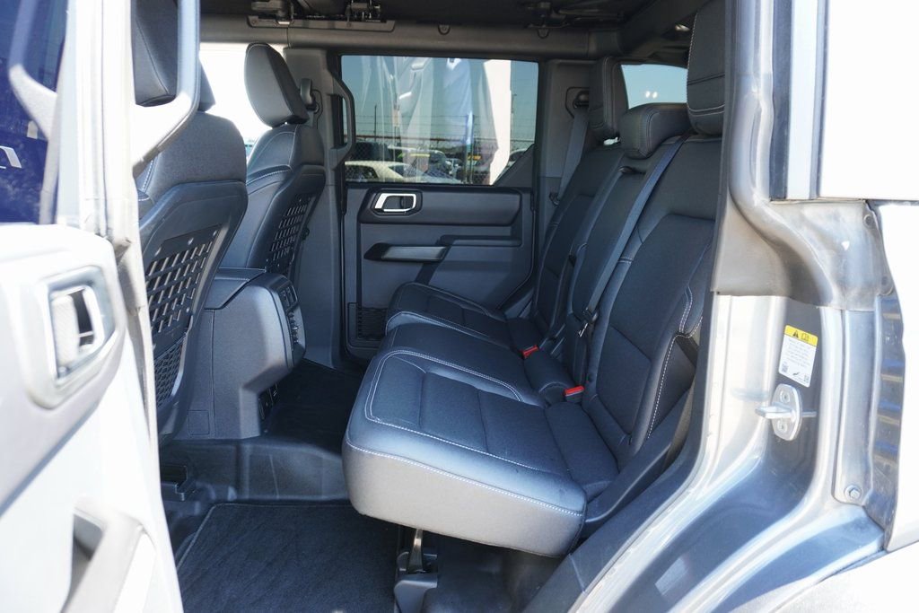 Certified 2025 Ford Bronco Badlands AWD/4WD image 17