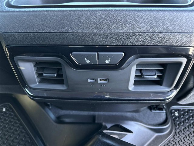 Used 2024 GMC Sierra 2500 AT4 w/ AT4 Premium Plus Package image 17