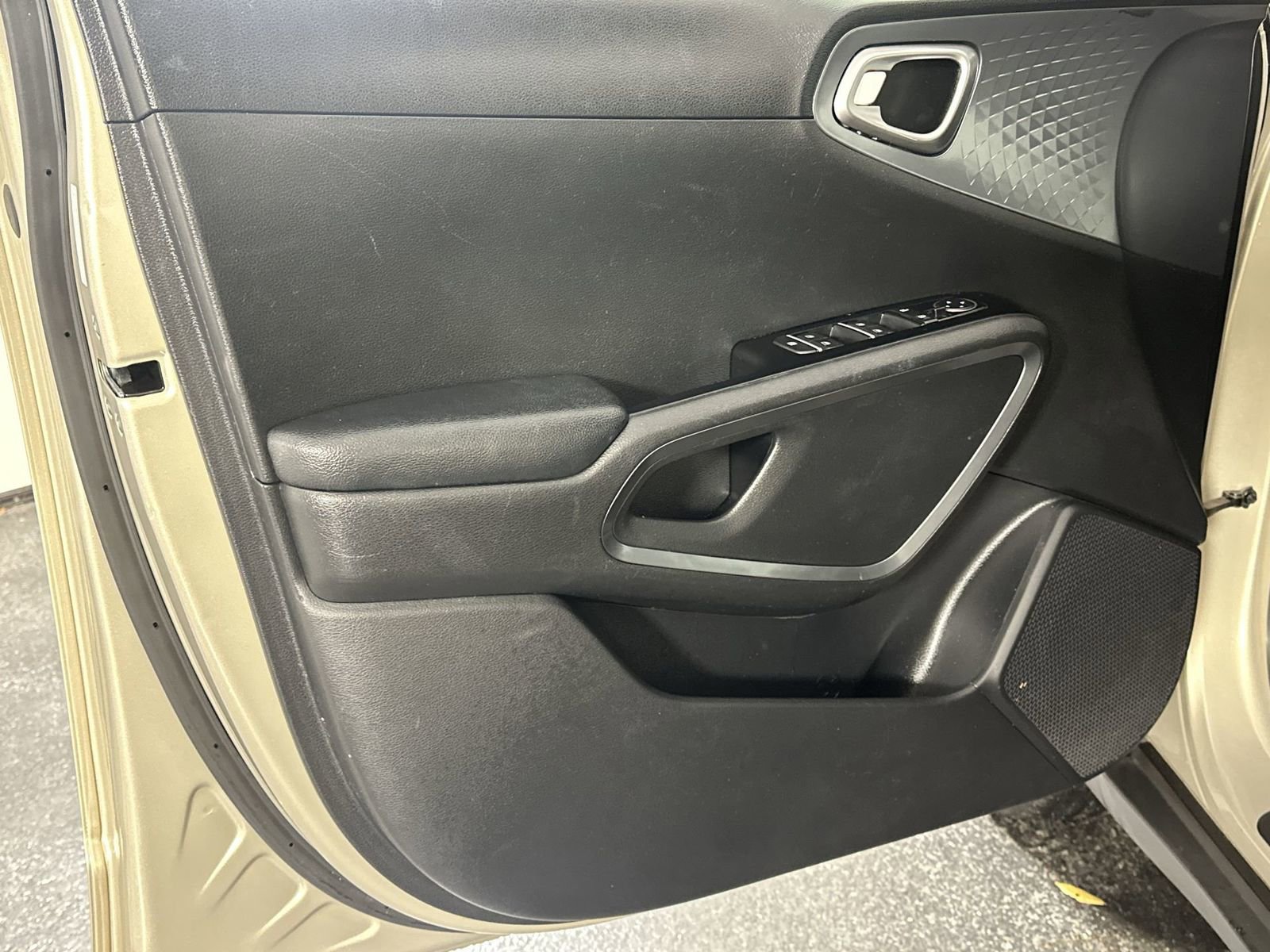 Used 2020 Kia Soul EX image 33